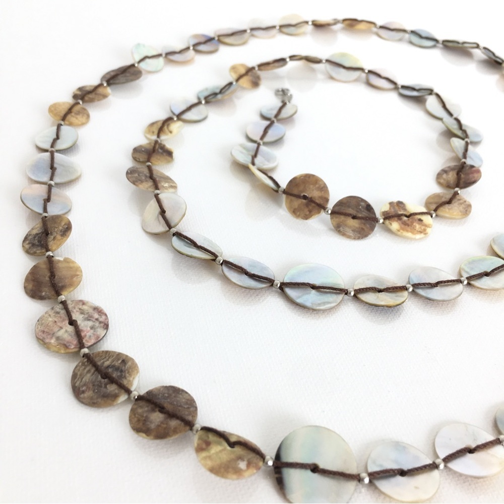 Woman’s Shell Disk Boho Necklace Single Strand Long Length Iridescent Beaded